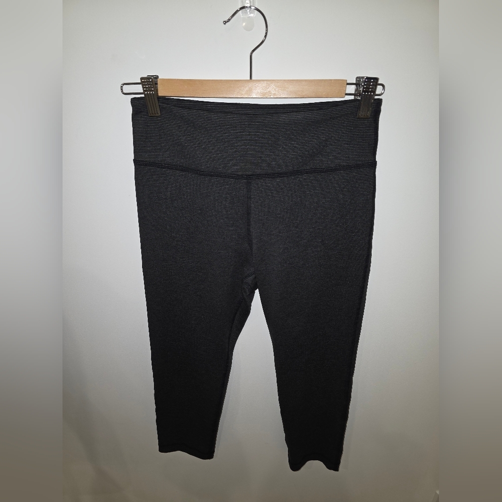 NWOT Athletic Works DRI MORE Tech Black Striped Capris M